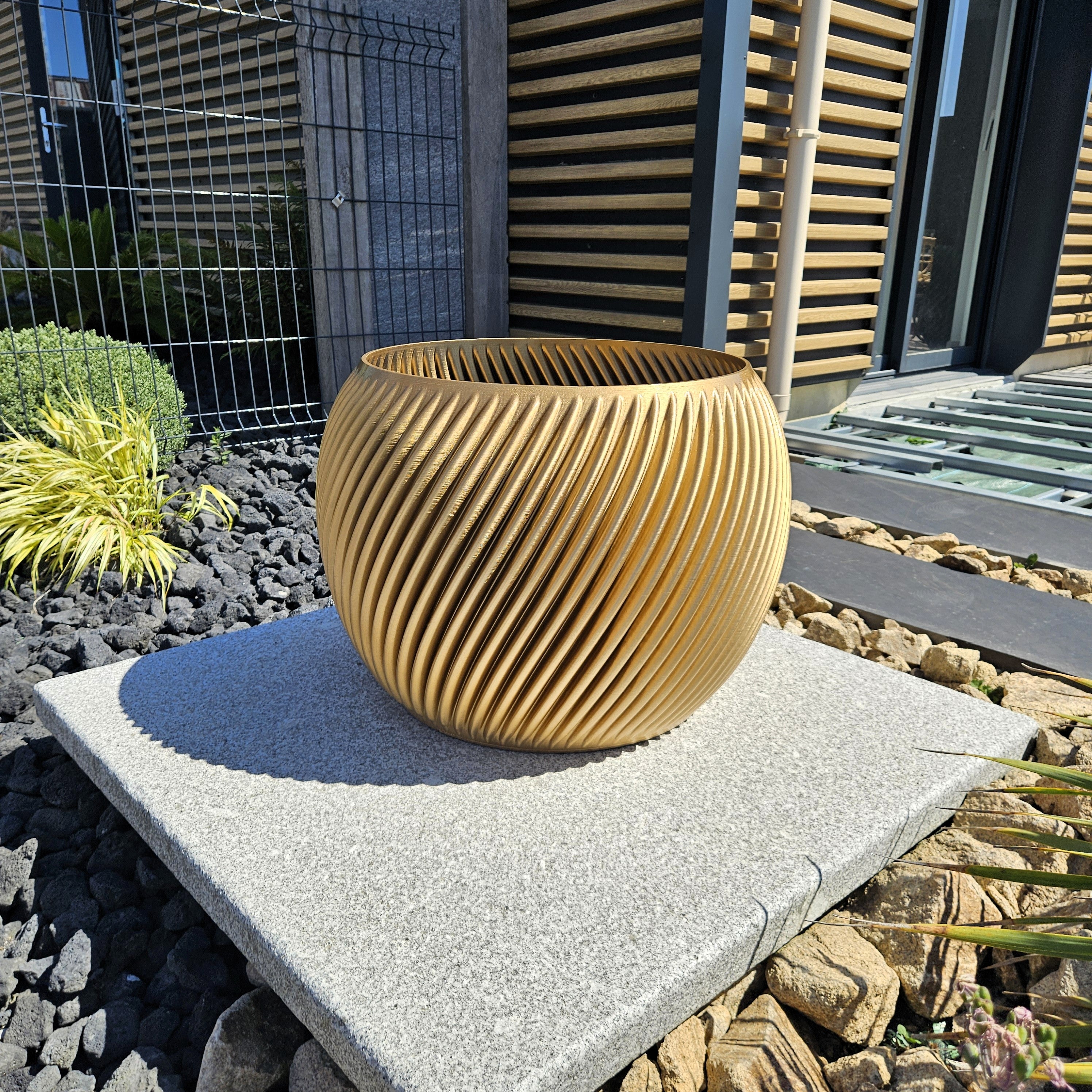 Pot Large Distinction